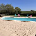 Maison M Bed & Breakfast