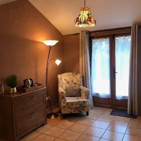 Maison M Bed & Breakfast *