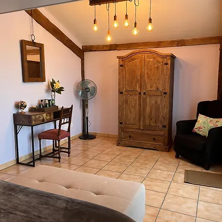 Maison M Bed & Breakfast Surin (Vienne)